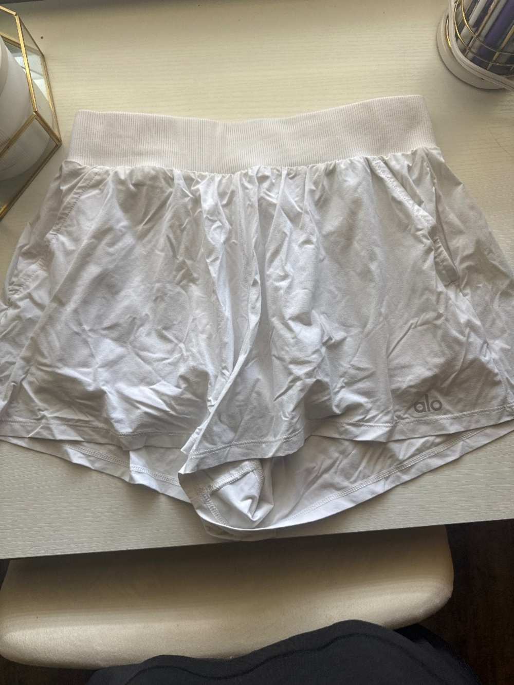 ALO SHORTS